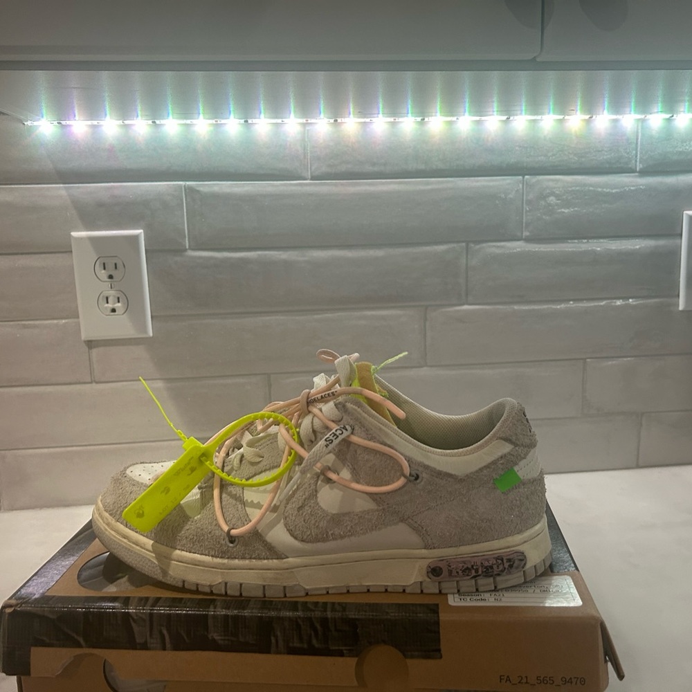 OFF WHITE DUNKS LOT 12, Size 10.5